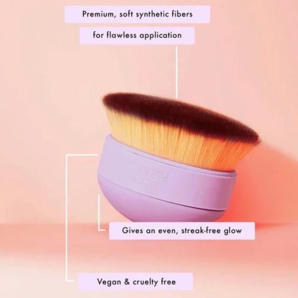 NIB Isle of Paradise Shape and Glow Big Blending Brush - Picture 3 of 4